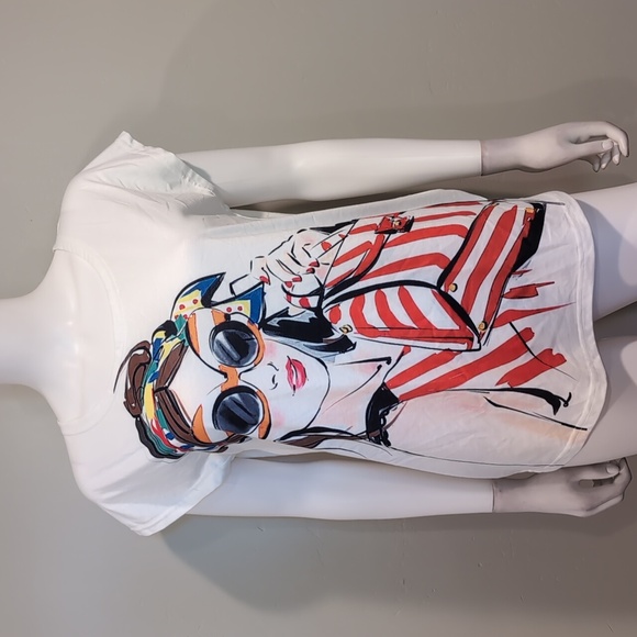 SHEIN Tops - SHEIN White Fashionista Bold Multicolor Short Sleeve Graphic Tee Size Medium